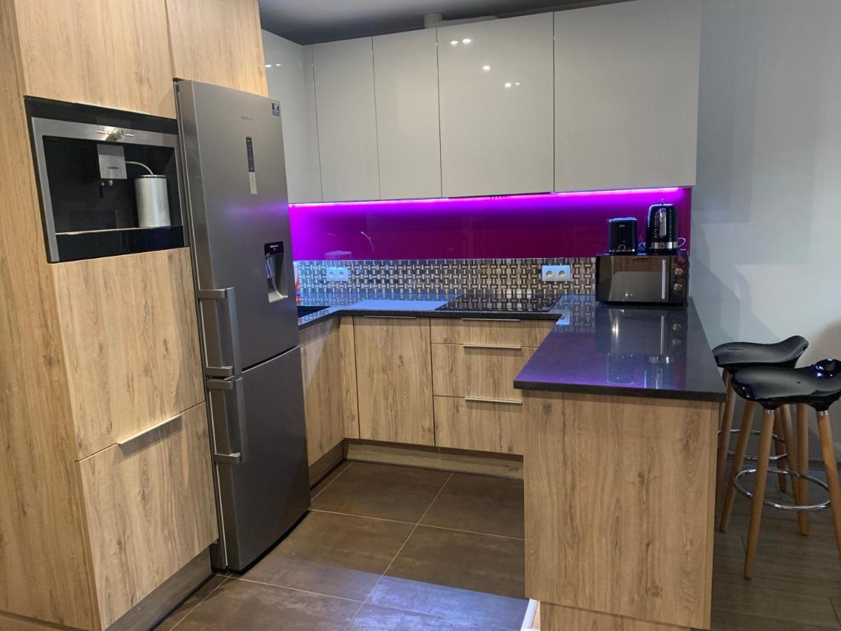 Apartament One Ogrodek I Parking Gorzów Wielkopolski Exteriör bild