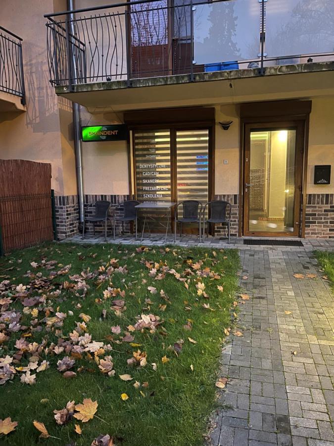 Apartament One Ogrodek I Parking Gorzów Wielkopolski Exteriör bild